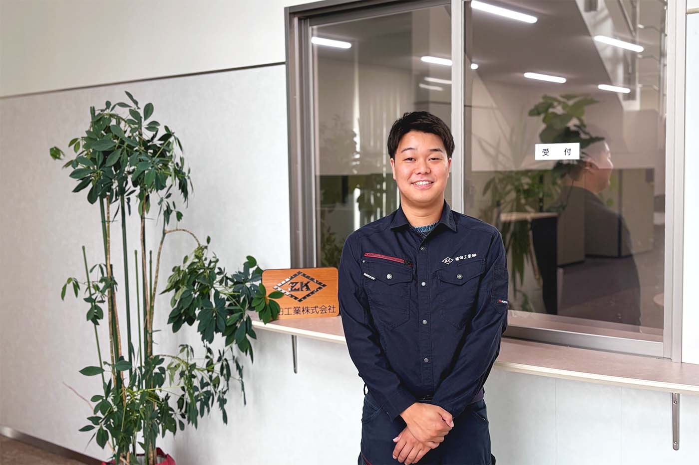 富士営業所 坂本さんの社員インタビュー写真